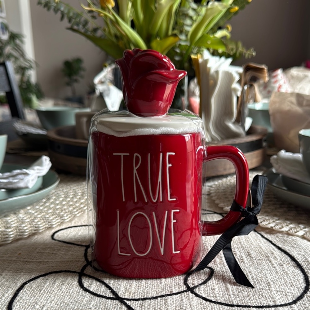 Red 'True Love' Mug with Rose Lid